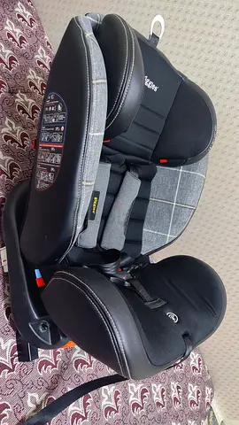 Giggles 360 rotate Baby Car Seat