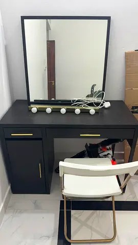 vanity mirorr with folding chair and table all in