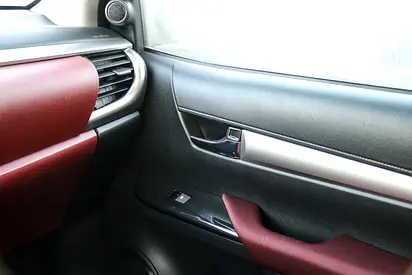 صورة 16 لـ 2026 Toyota HILUX