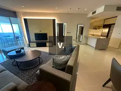 Close Balcony| Furnished| Close to One Central