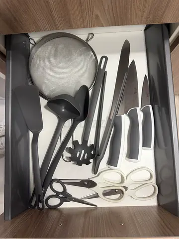 Kitchen Utensils - 50 aed