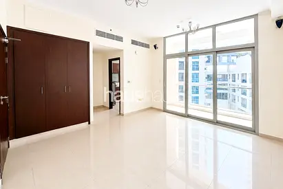 Spacious Studio | Balcony | Prime Marina Location