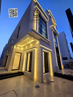6-bedroom villa with a modern design and spacious areas in a quiet location