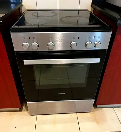 Electric Freestanding Cooker with Ceramic Hob and Oven - Stainless Steel