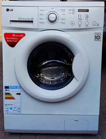 LG 7kg with direct drive motor, Front Load washing machine, condition is working properly