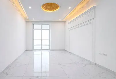 HUGE BALCONY | SPACIOUS | PRIME LOCATION