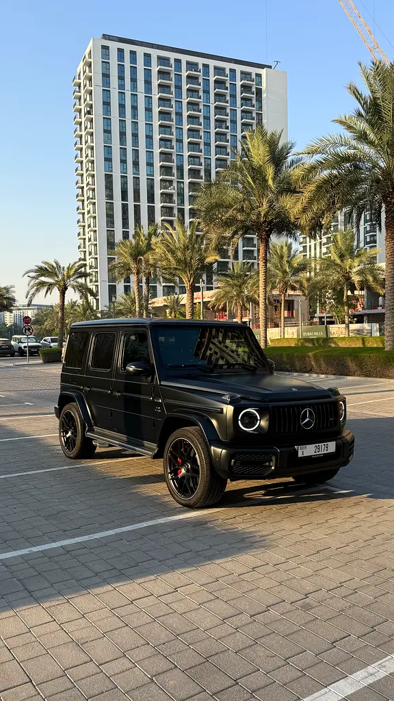 Mercedes-Benz G-Class 2023 — photo 1 of 10