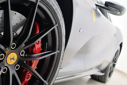 2022 Ferrari 812 GTS — миниатюра 9