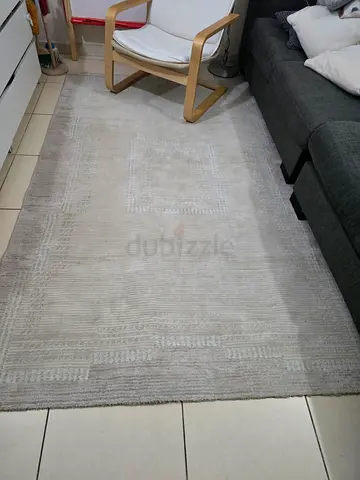 Light beige/grey modern rug - good used condition, 2.5x1.8m (approx)