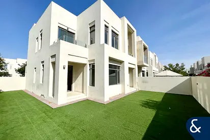 3 bedroom | Study | Corner Plot | Vacant