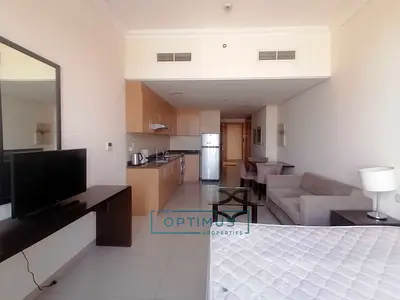 Vacant | Furnished | Direct Sunlight