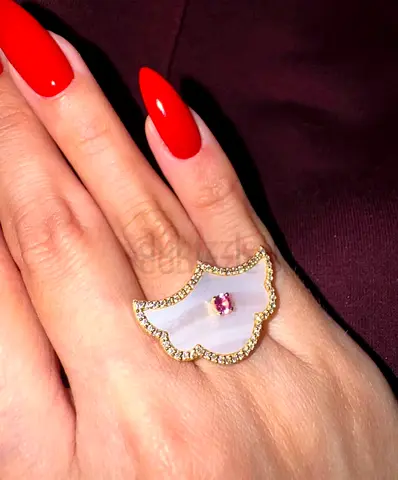 18 KT GOLD RING - TRADITIONAL