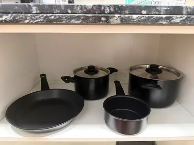 Pots and Pans - Never Used - 100 aed