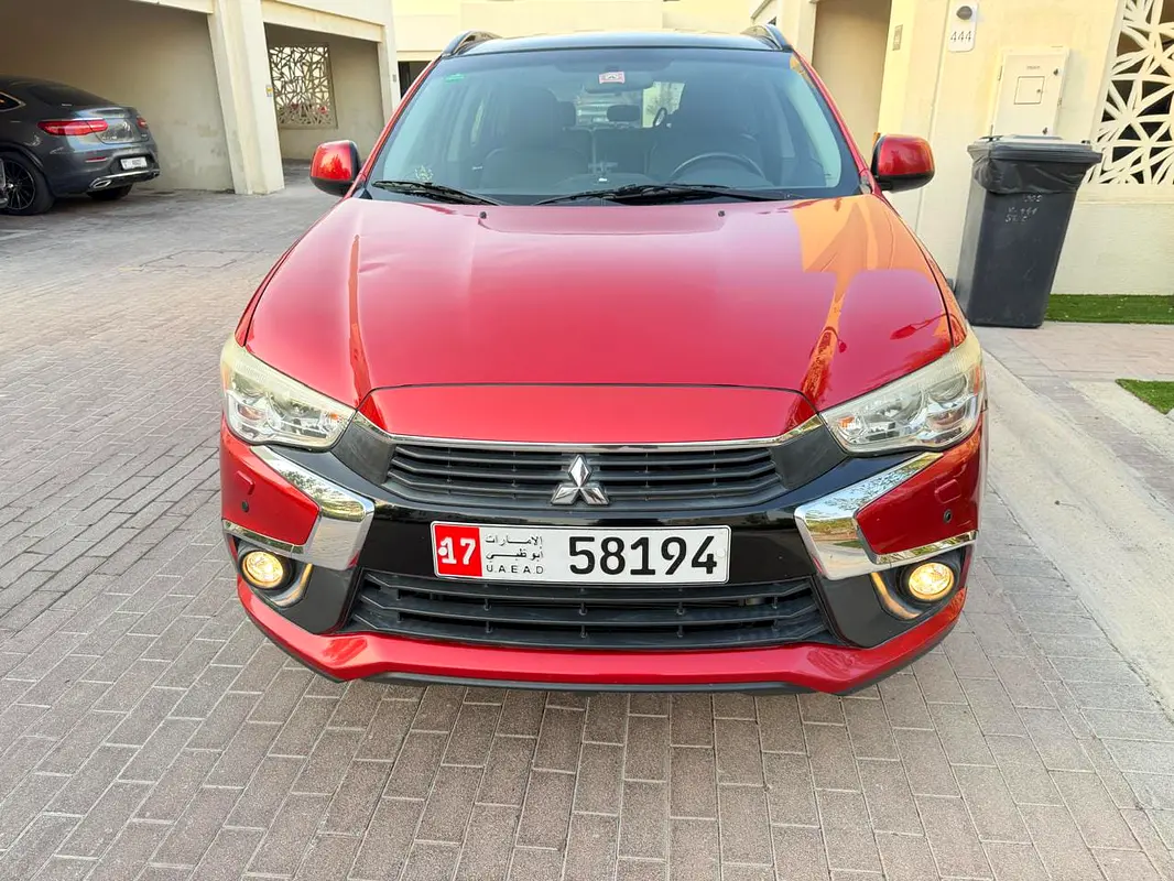 Mitsubishi ASX 2017 — photo 1 of 8