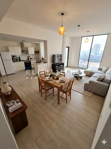 Spacious Layout | Vacant | Great Investment