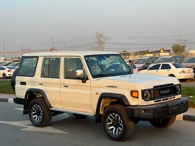 2026 Toyota Land Cruiser 70 Series LC 76 LX 4.0L A/T GCC Specs SAUDI