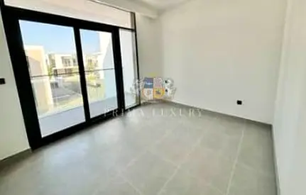 3BR Townhouse | Spacious | Vacant Soon