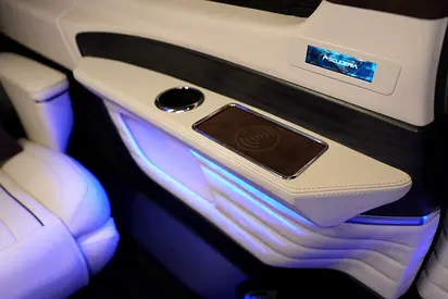 2026 Mercedes-BENZ V-CLASS — миниатюра 4
