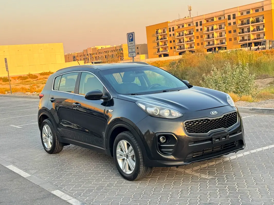 Kia Sportage 2017 — photo 1 of 14