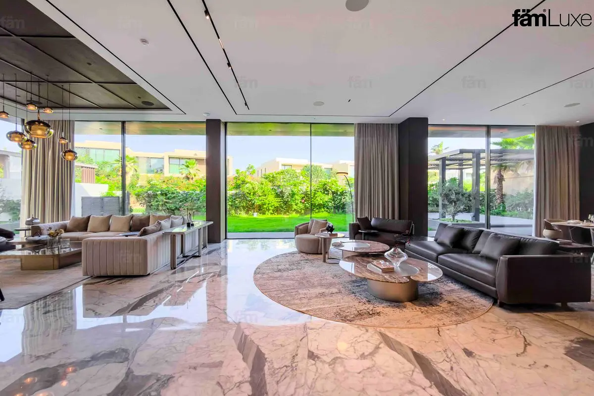 Brand New | Furnished | Vacant | Top Quality
