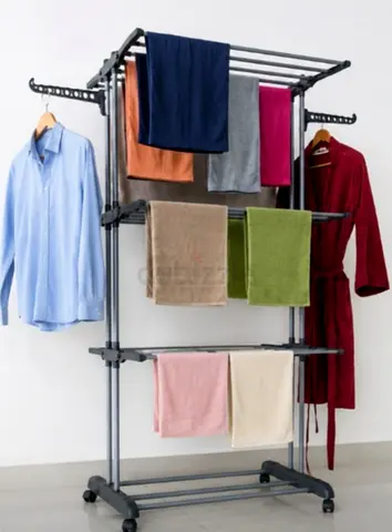 Clothes hanger