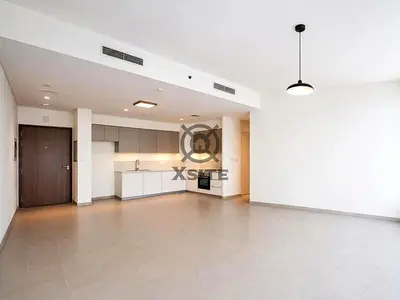 Spacious 1 BR | Well Maintained | Community View