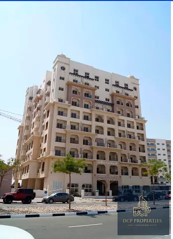SPACIOUS UPGRADE 2BR| DISTRESS DEAL | 1 MINT TO WALK MALL
