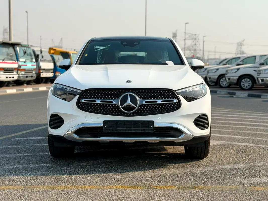 Mercedes-Benz GLC-Class 2026 — photo 1 of 17