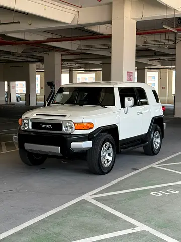 Toyota FJ Cruiser GXR 2020 | GCC Specs | Pristine Condition