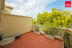 Lake View | 4 Bedrooms | Great Location