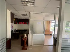 Ready to move | Low rent | prime location