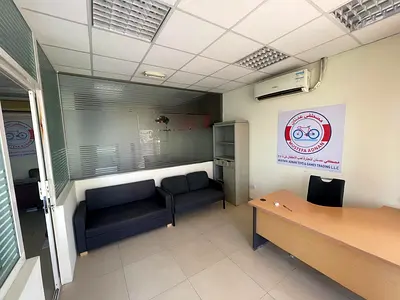 Ready to move | Low rent | Prime location