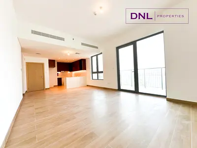 Spacious Unit | Vacant | Skyline View