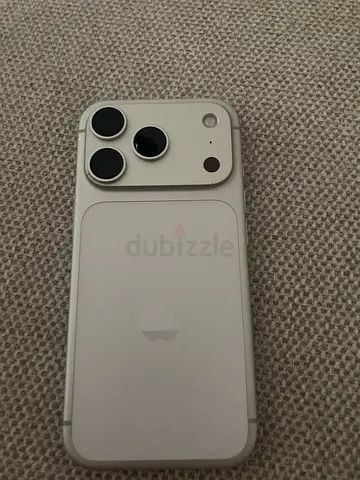 iPhone17 Pro (Silver)