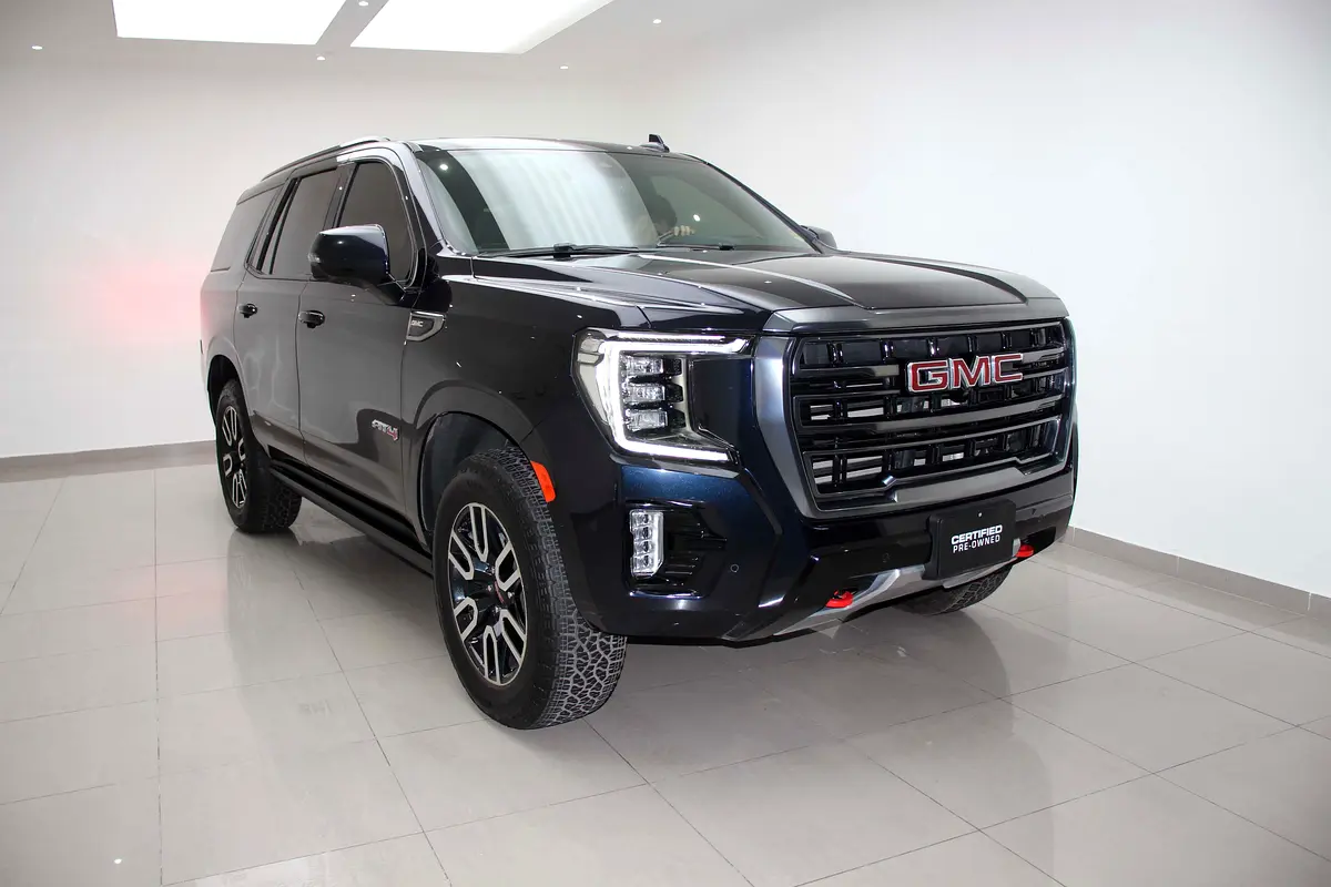 GMC Yukon 2021 — photo 1 of 10