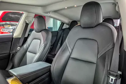 2022 Tesla MODEL 3 — миниатюра 11