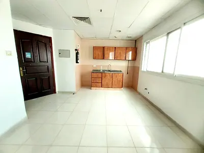 Neat & Clean Studio Apartment Available