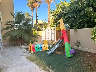 Feature Location | 4BR + Maid Townhouse | Private Garden & Parking |