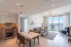 Burj Khalifa View | Spacious | Modern Furnished
