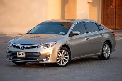 TOYOTA AVALON XLE V6 2015