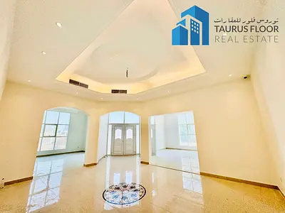 Luxury 6+Maid Huge Villa with Private Garden