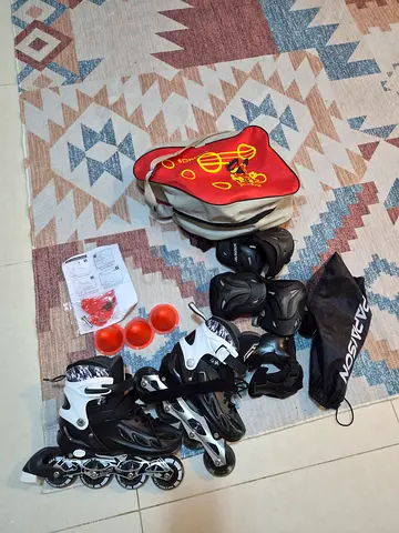 Kids skates shoes