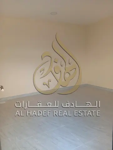 🏡 بيت عربي للإيجار السنوي في منطقة السبخة – الشارقة | 4 غرف | مدخل خاص | مكيفات جديدة | 4 دفعات