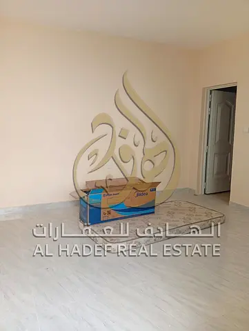 🏡 بيت عربي للإيجار السنوي في منطقة السبخة – الشارقة | 4 غرف | مدخل خاص | مكيفات جديدة | 4 دفعات