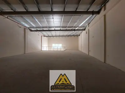 Annual Rental in Al Jurf Industrial Area, Ajman: Warehouses of Various Sizes with Mezzanine Levels