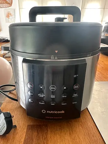 Nutricook Multi Cooker 4L - Electric Steamer  Slow Cooker (used once)