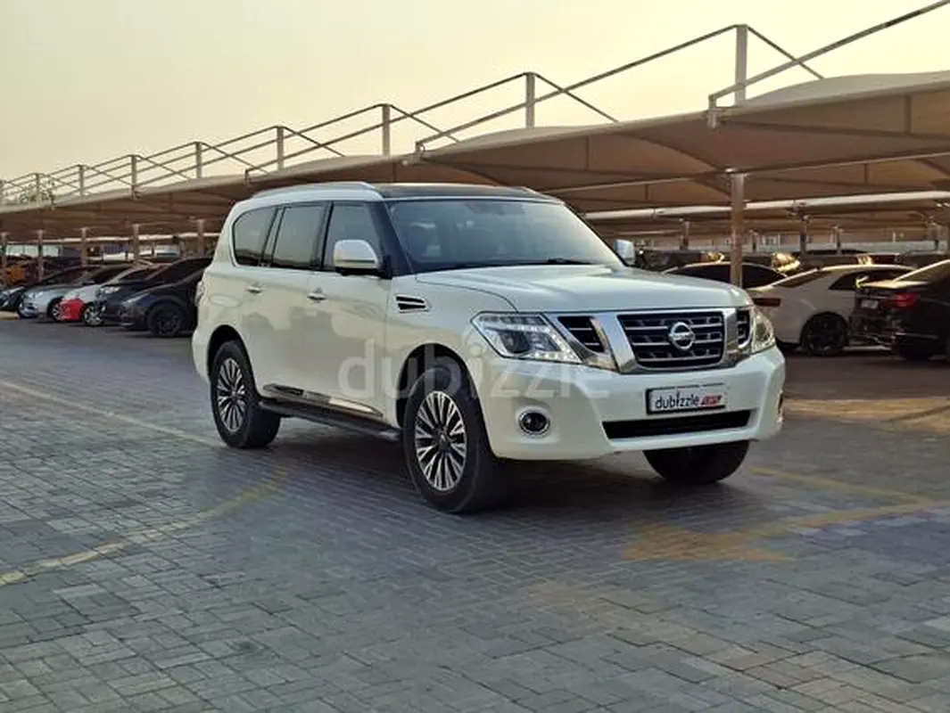 Nissan Patrol 2019 — photo 1 of 13