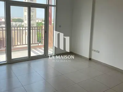 خيارات دفع مرنة | قريب من المرافق | تصميم واسع