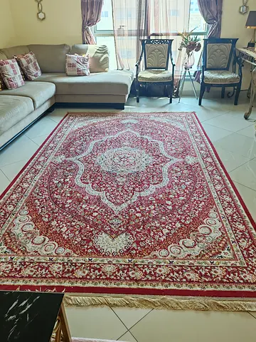 Red beauty big carpet 100 aed