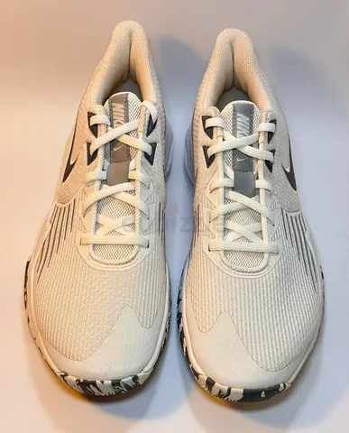 ORIGINAL NIKE PRECISION 5 WHITE WOLF GREY CAMO MENS SIZE: U.S 10